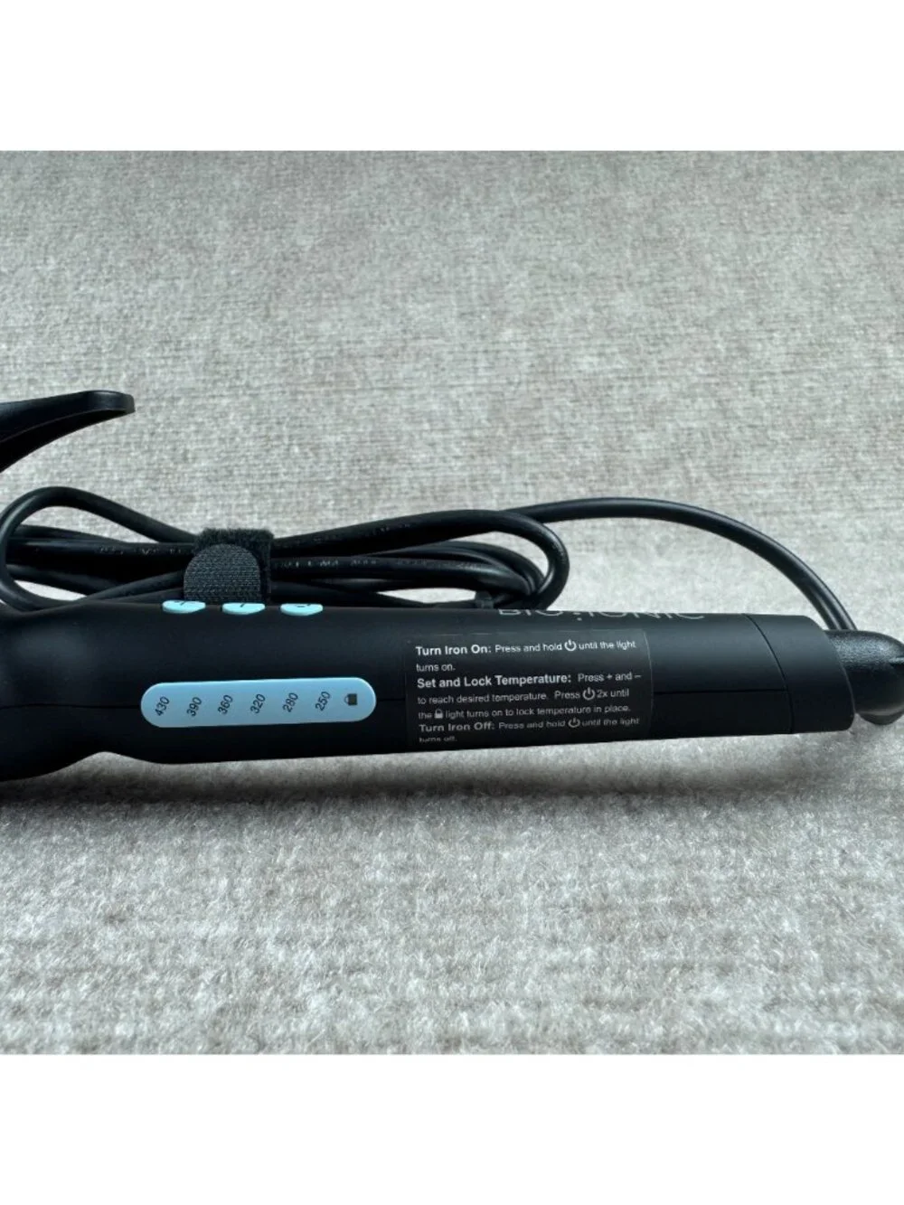 BIO IONIC Long Barrel Curling Iron Styler 1.25-Inch Black Nanoionic Beachy Waves - Picture 2 of 6